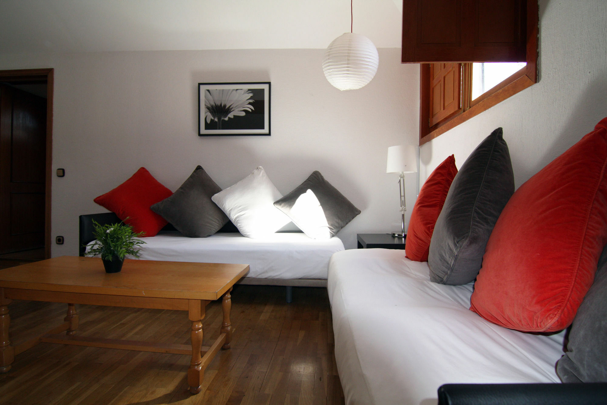 Sol Mayor Apartment Мадрид Екстериор снимка
