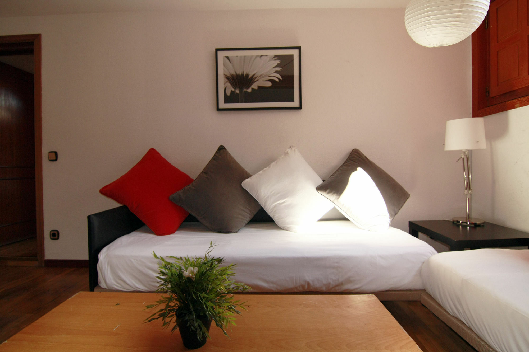 Sol Mayor Apartment Мадрид Екстериор снимка